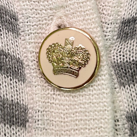 Vintage Juicy Couture Woman’s Medium White and Gray Striped Button Up Top - Picture 6 of 8